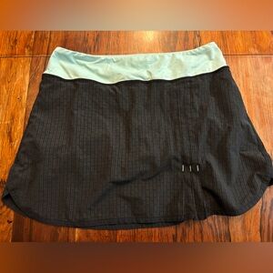 Lululemon Skirt - Size 4 Tall
